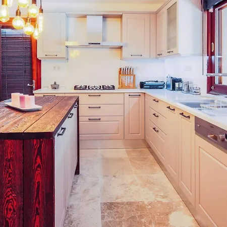 4 Bedroom Luxury 1210 Καλκάν