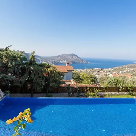 4 Bedroom Luxury 1210 Καλκάν