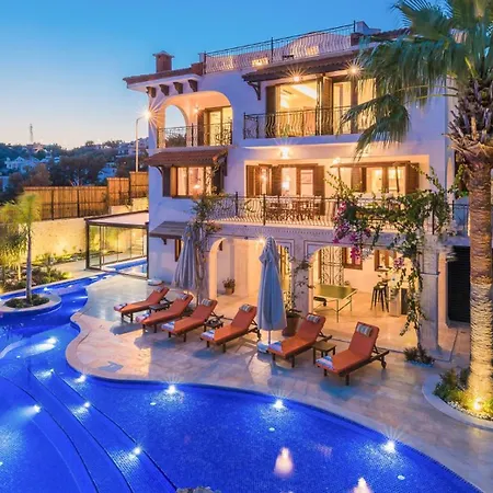 Βίλα 4 Bedroom Luxury 1210 Καλκάν